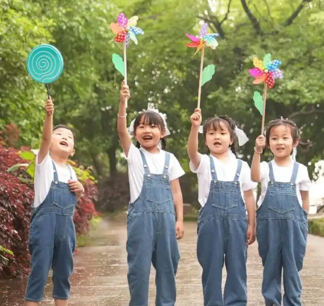 社会发展的深远意义始终将学前教育发展置于重要战略地位